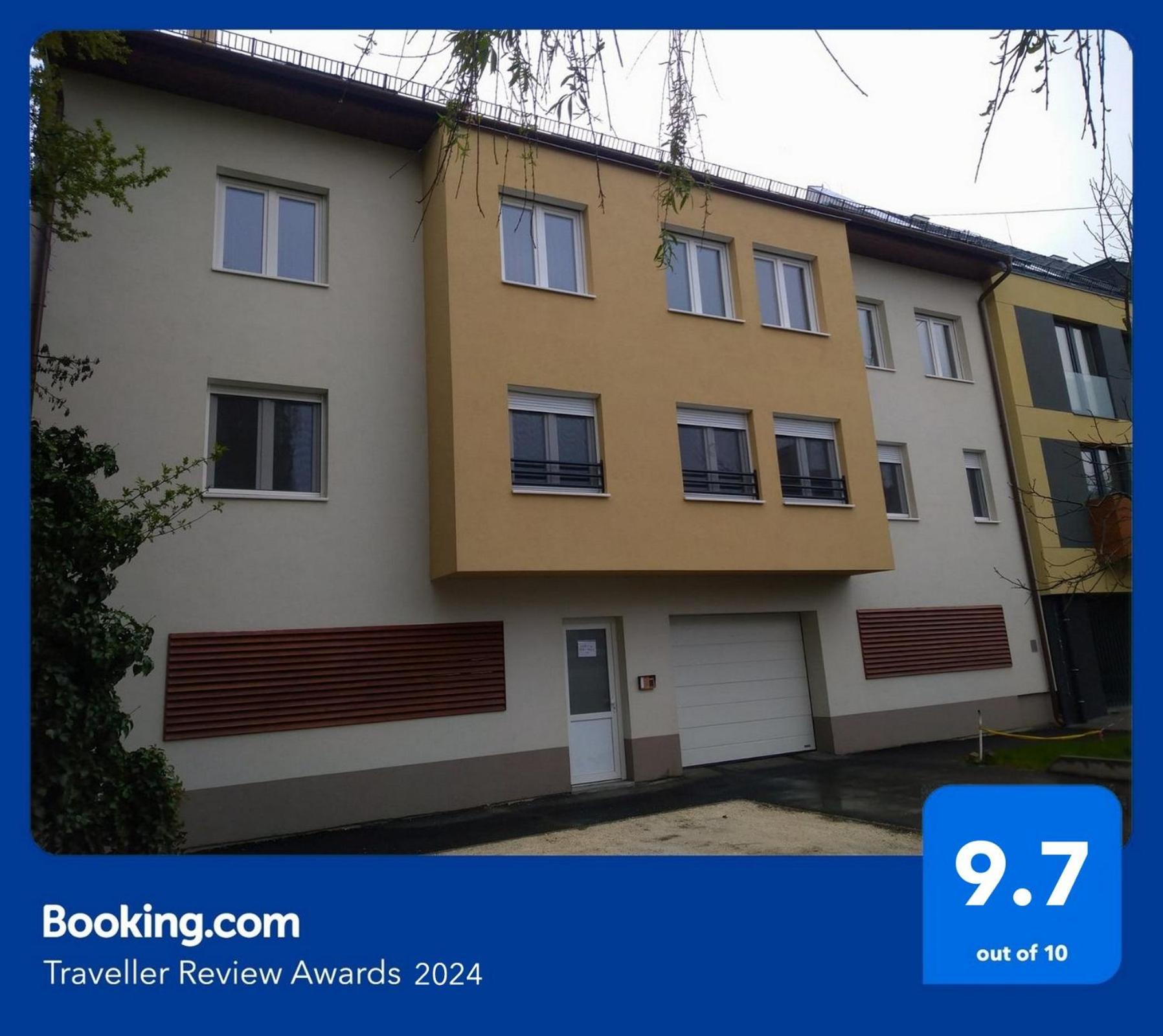 Blonde River Apartman Mora 세게드 외부 사진
